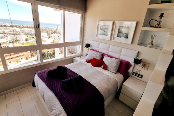 1 dormitorio, tabla de planchar con plancha, Internet y ropa de cama