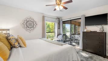 Condo, Multiple Beds, Balcony, Garden View (Cute, Comfy & Cozy)