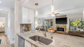 Condo, Multiple Beds, Balcony, Garden View (Cute, Comfy & Cozy) | Interior