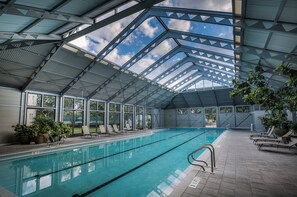 Innenpool, beheizter Pool