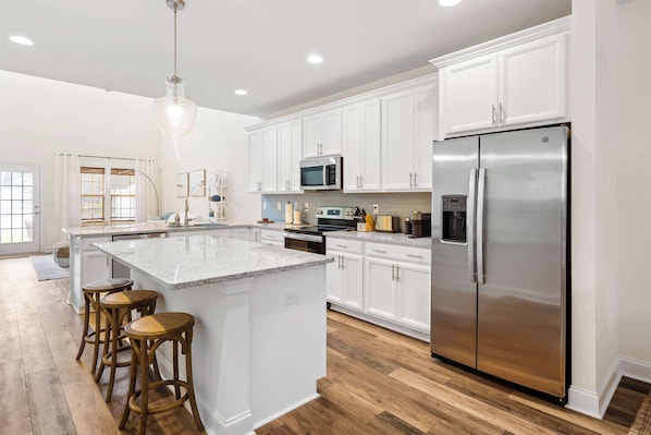 Casa de ciudad, varias camas, patio (Tidal Bay 1) | Cocina privada