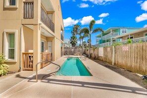 BBQ/picnic area - Your Ultimate Getaway Awaits in South Padre Island (South Padre Island)