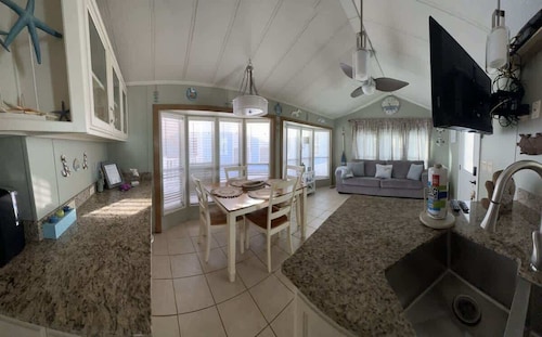 Lovely Cozy Cottage-pet Friendly