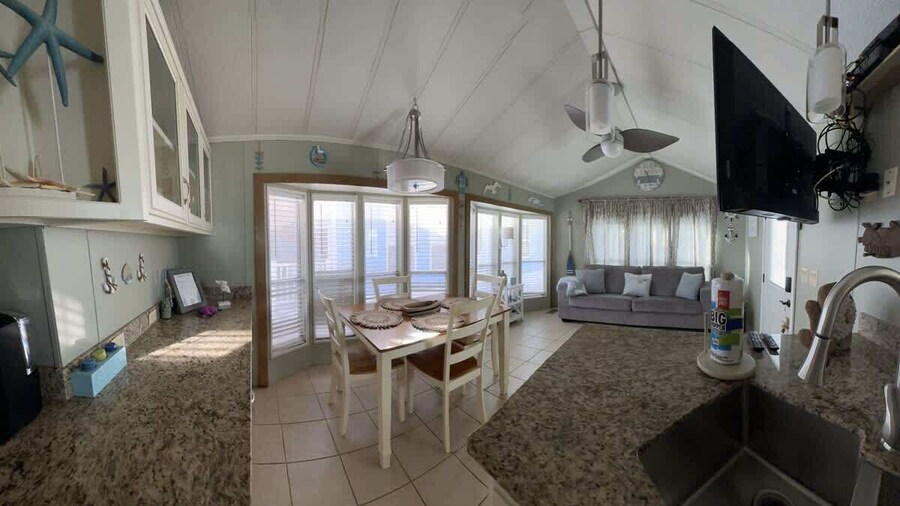 Lovely Cozy Cottage-pet Friendly