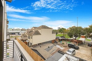 Hus | 6 sovrum och internet