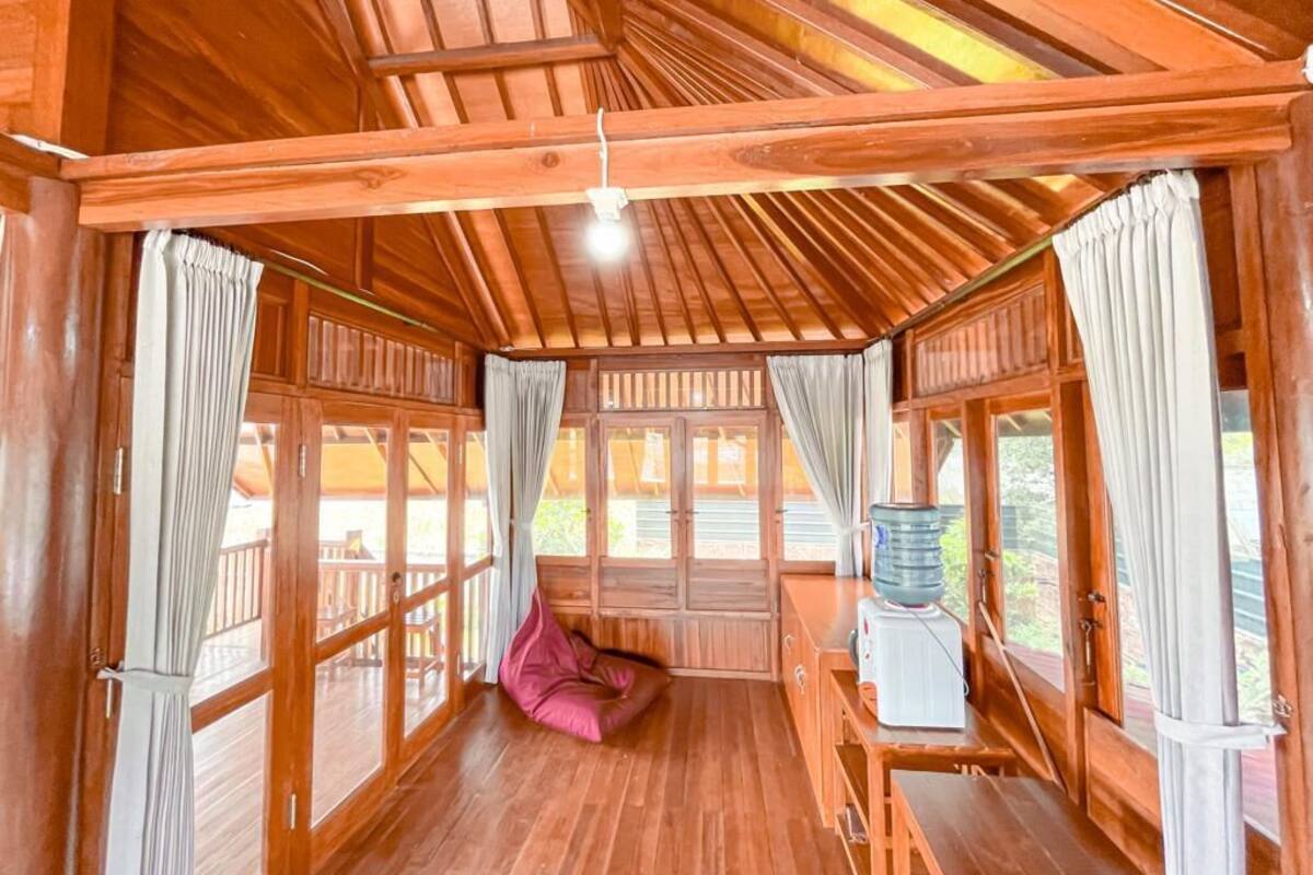 Villa familiar, vista al jardín | Wifi gratis