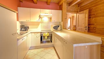 House | Private kitchen | High chair