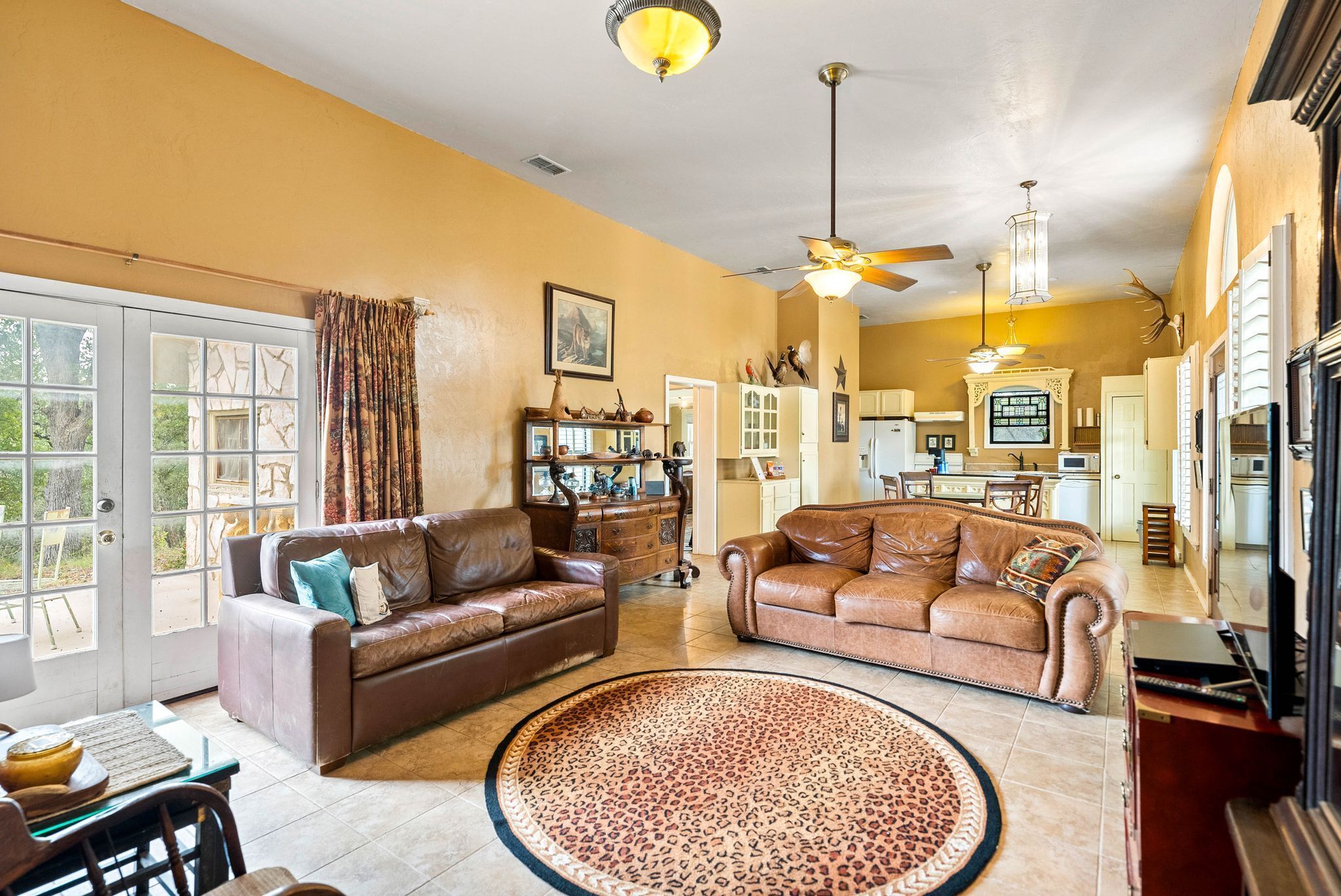 تلفزيون ذكي