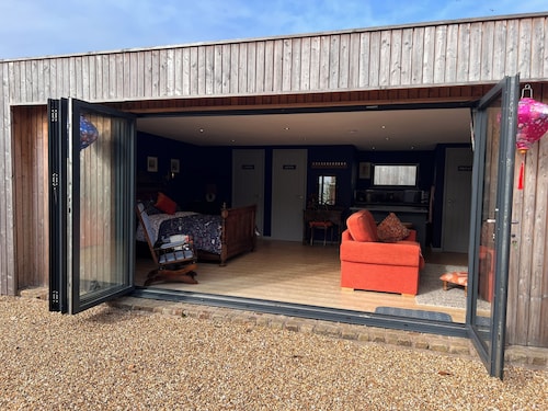 High end little home with antique style