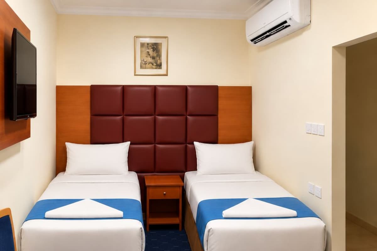 Deluxe Double or Twin Room | Desk, soundproofing, free WiFi, bed sheets