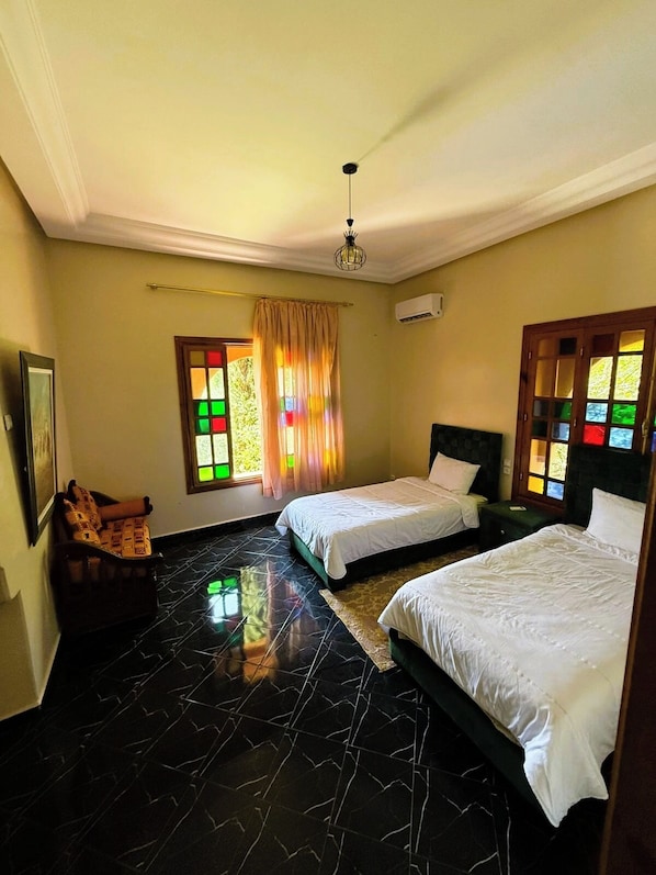 Standard Twin Room, Garden View | Free WiFi