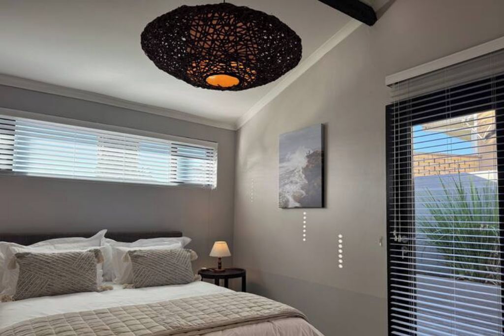 4 makuuhuonetta, silitysrauta/-lauta, Wi-Fi, vuodevaatteet