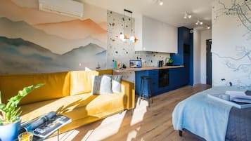 Comfort Studio Suite | Premium bedding, individually decorated, individually furnished