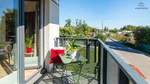 Deluxe Apartment | Balcony