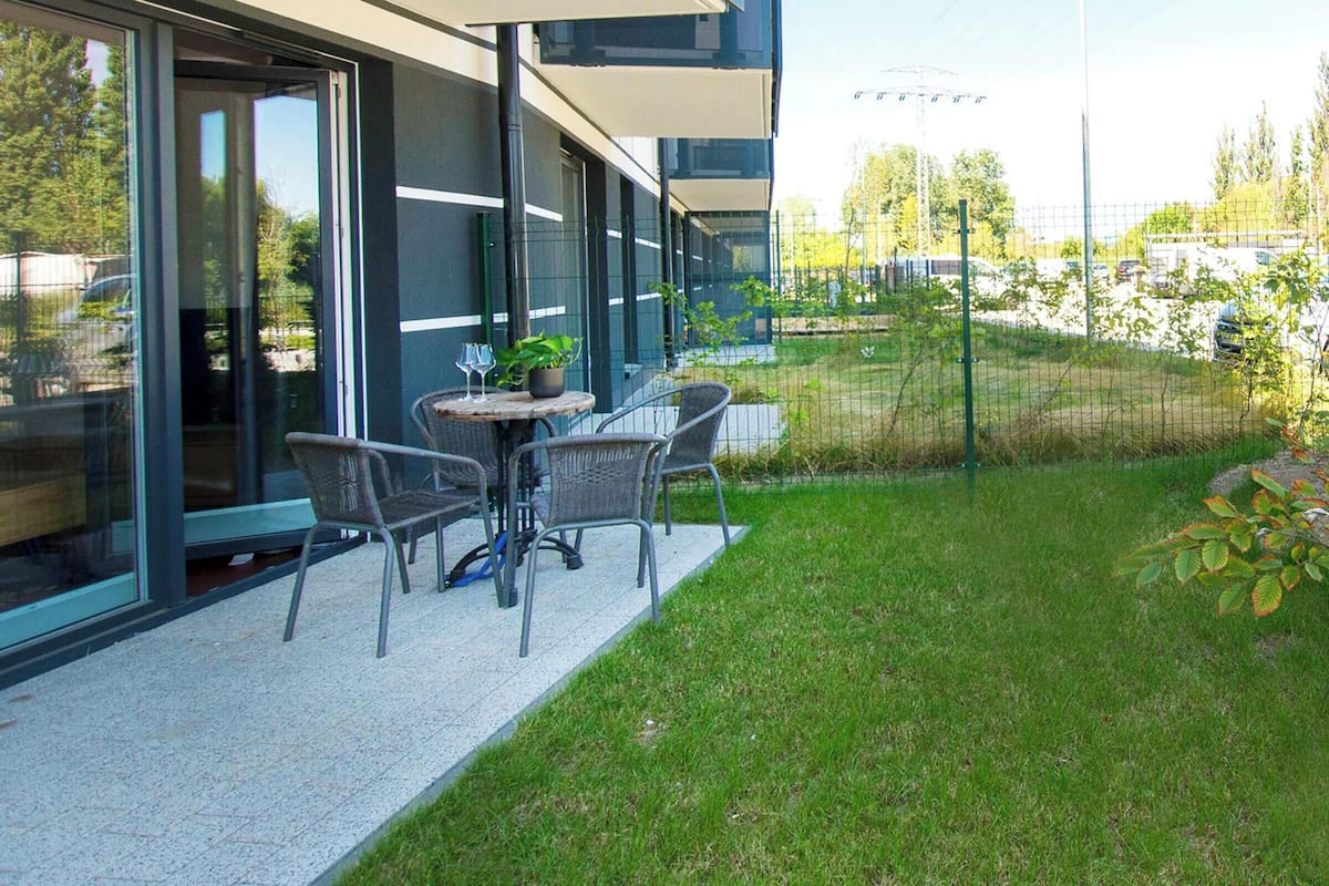 Huoneisto, 1 makuuhuone, näköala puutarhaan | Terassi/patio