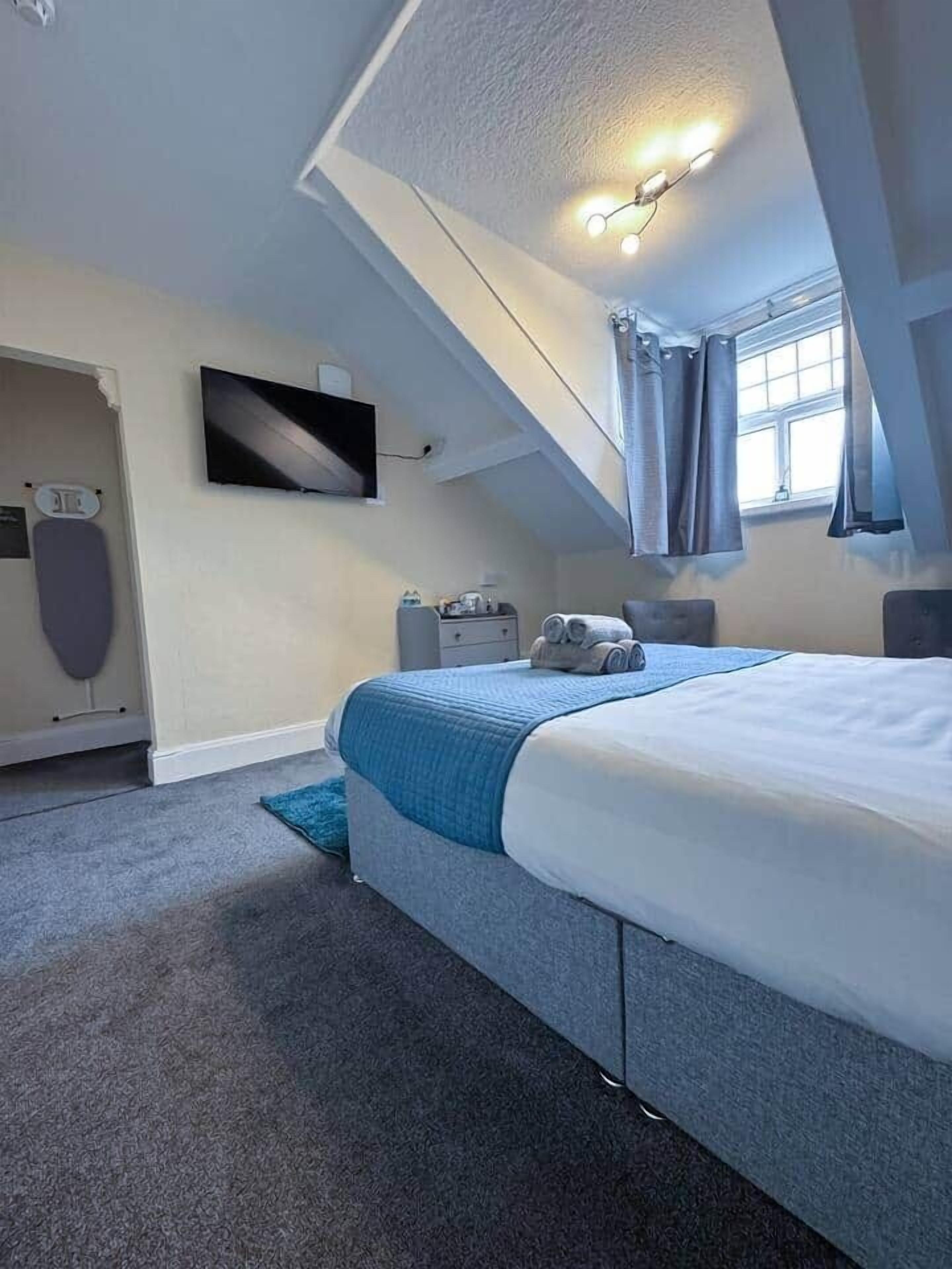 1 室のベッドルーム、WiFi