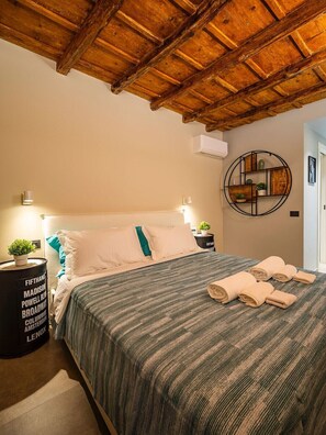 1 camera, culla da viaggio, Wi-Fi gratuito, lenzuola