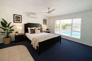 5 bedrooms, iron/ironing board, free WiFi, bed sheets