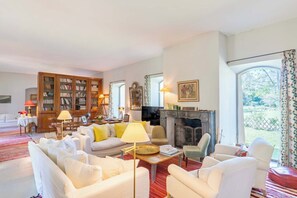 Căn hộ | Phòng khách