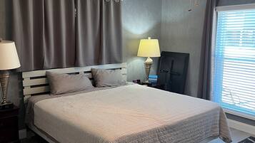 3 bedrooms, WiFi, bed sheets