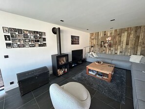 تلفزيون، مدفأة