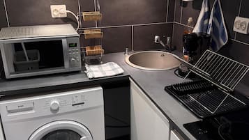 Microondas y parrilla de estufa