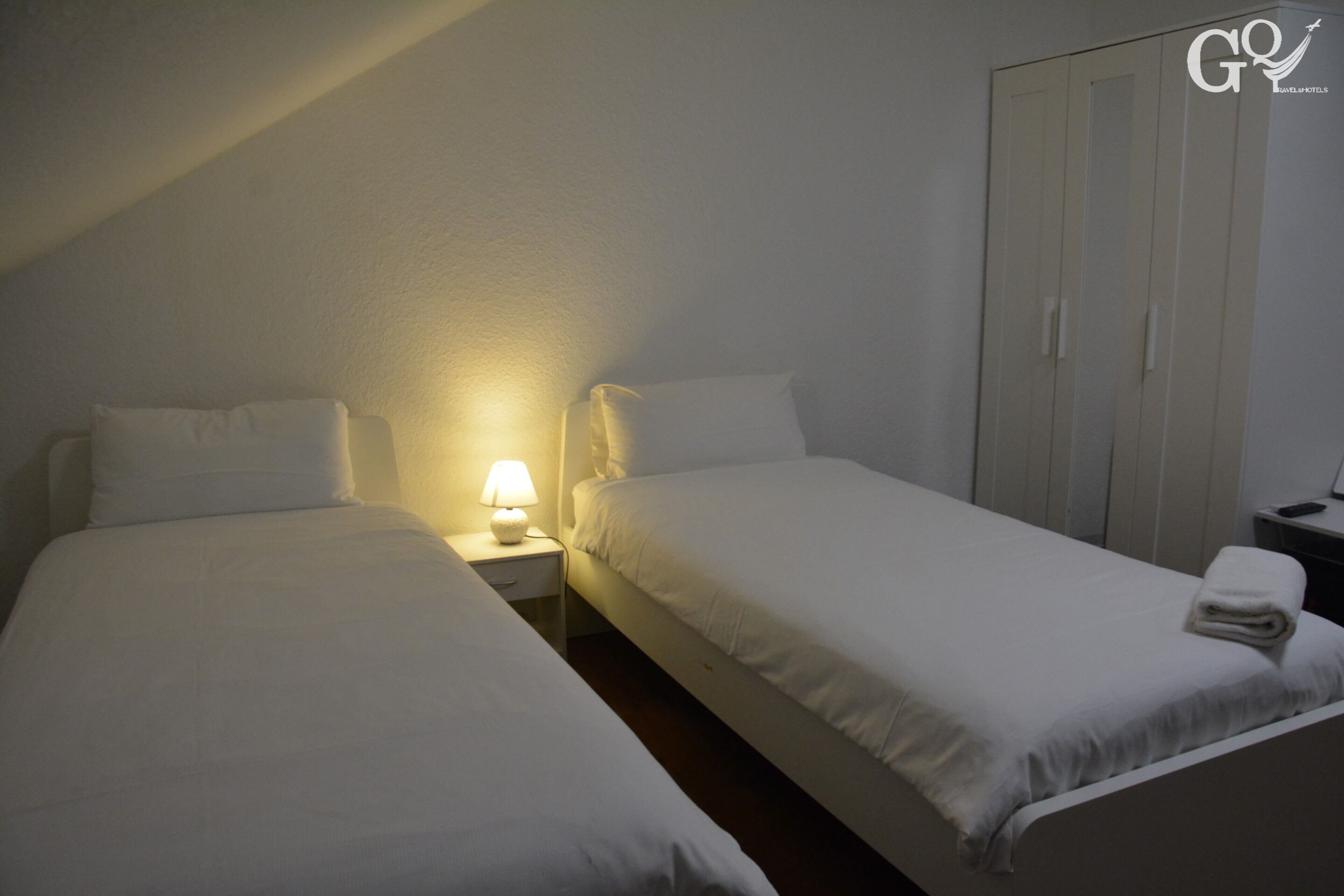 デラックス スタジオスイート | アイロン / アイロン台、WiFi (無料)