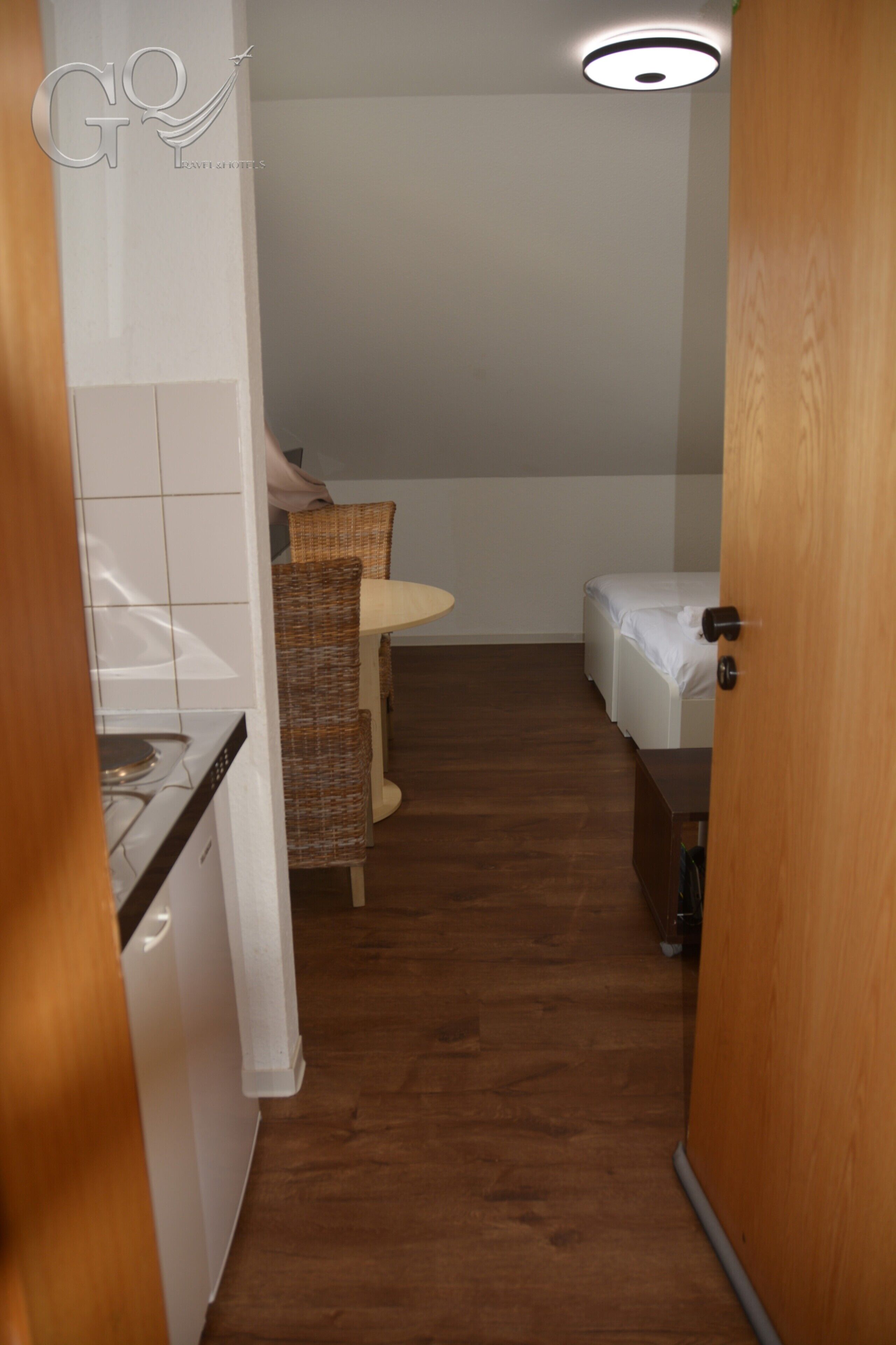 Deluxe Studio Suite | Iron/ironing board, free WiFi