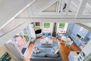 تلفزيون، مكتب