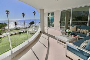 Property grounds - Bantry Place - Luxury Apartment (Cape Town)