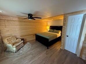 1 غرفة نوم ومكواة/لوح كي وواي فاي وملاءات أسرّة