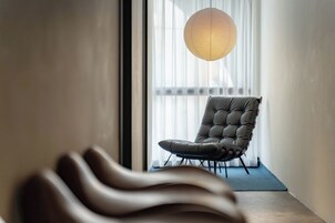 Individually furnished, free WiFi, bed sheets