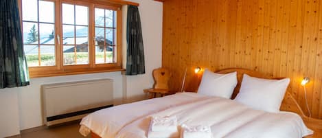 2 chambres, Wi-Fi gratuit, draps fournis