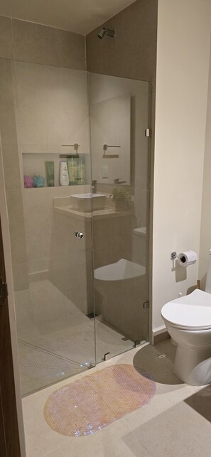 Handtücher, Toilettenpapier