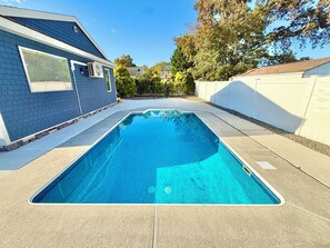 Piscine extérieure, piscine chauffée