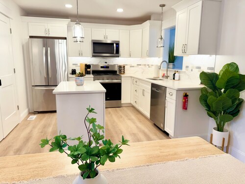 Luxury Family Beach House w/ Heated Pool – Near Ocean City NJ & Bayfront!