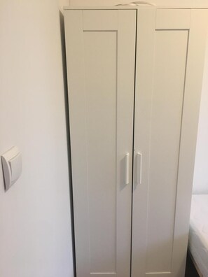 Iron/ironing board, free WiFi - Hallera Wroclaw (Wrocław)