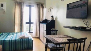 1 chambre, fer et planche à repasser, Wi-Fi, draps fournis