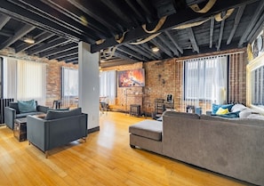 Interior - Steam Punk Loft Heaven! (Detroit)
