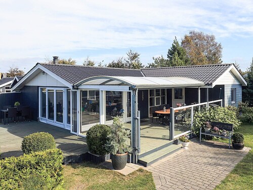 4 Star Holiday Home in Hals