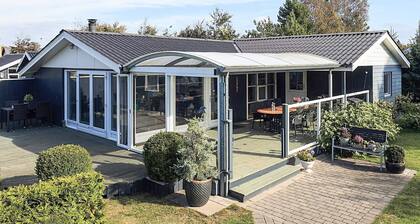 4 Star Holiday Home in Hals