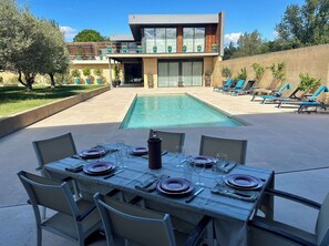Villa | Exterior - Provencal Villa With Garden & Pool (Uzès)