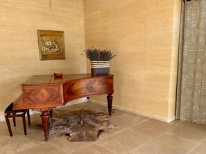 Villa | Interior - Provencal Villa With Garden & Pool (Uzès)