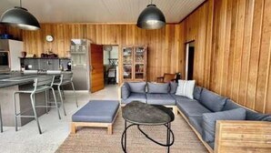 Villa | Living room - Provencal Villa With Garden & Pool (Uzès)