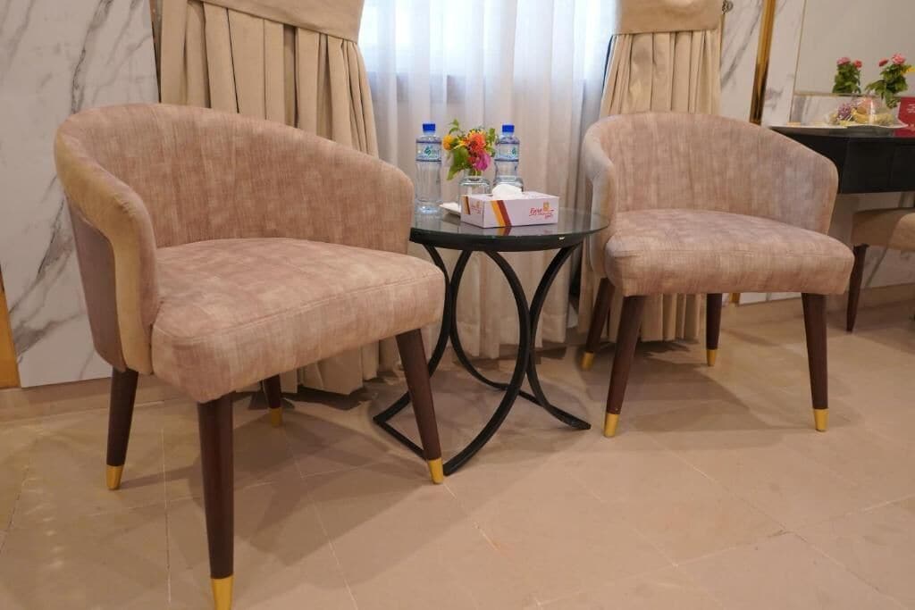 Executive Double Room | Living area | TV