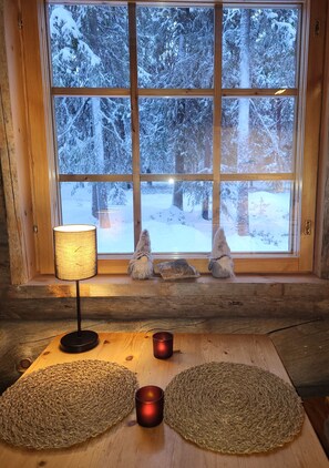 المنشأة من الداخل