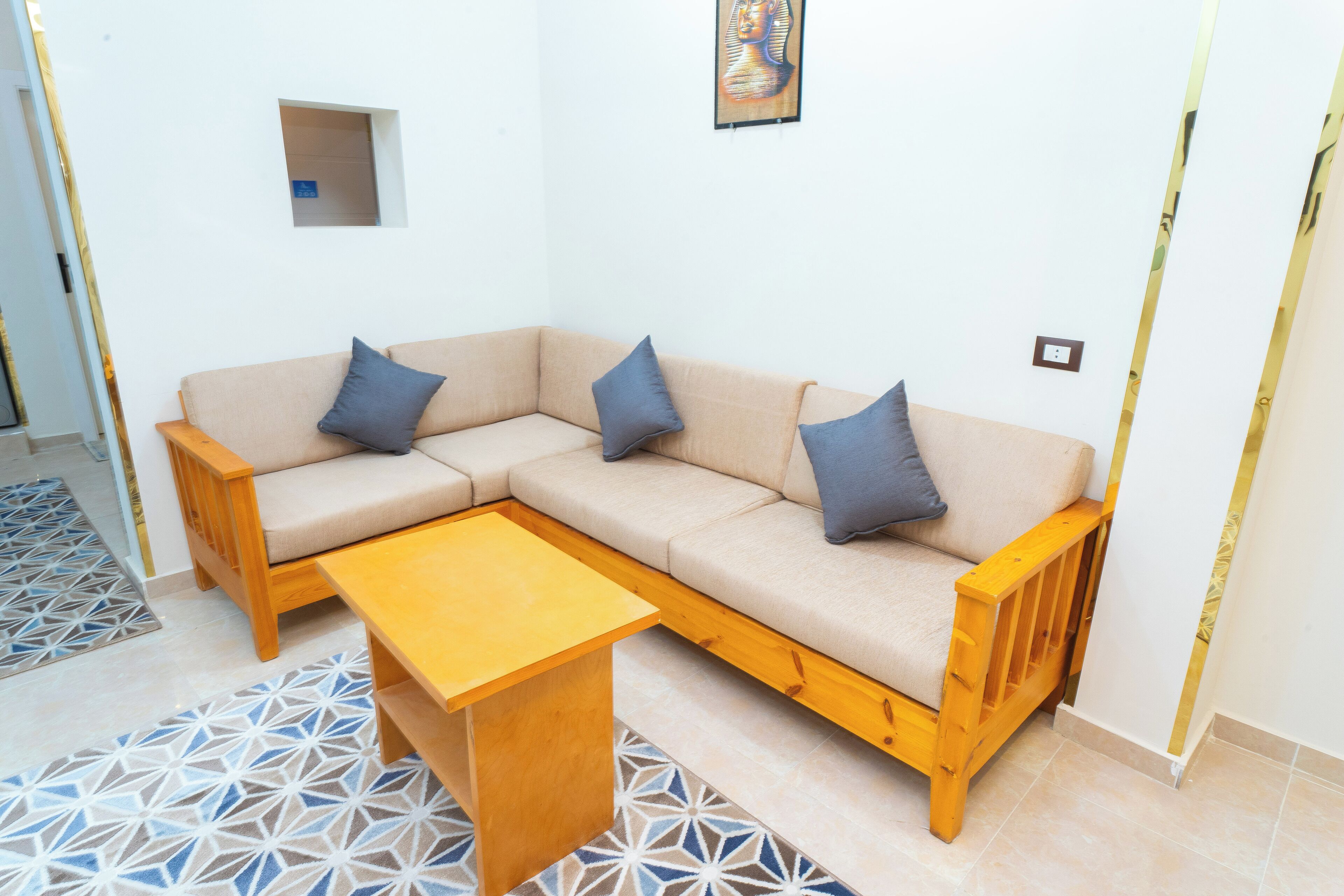 デラックス アパートメント バルコニー マウンテンビュー | リビング エリア