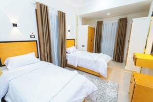 Deluxe Apartment, Balcony, Mountain View | Free WiFi