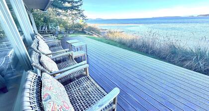 Infinity House - Private Beach, Breathtaking Views, Just Minutes from Town