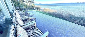 Infinity House - Private Beach, Breathtaking Views, Just Minutes from Town